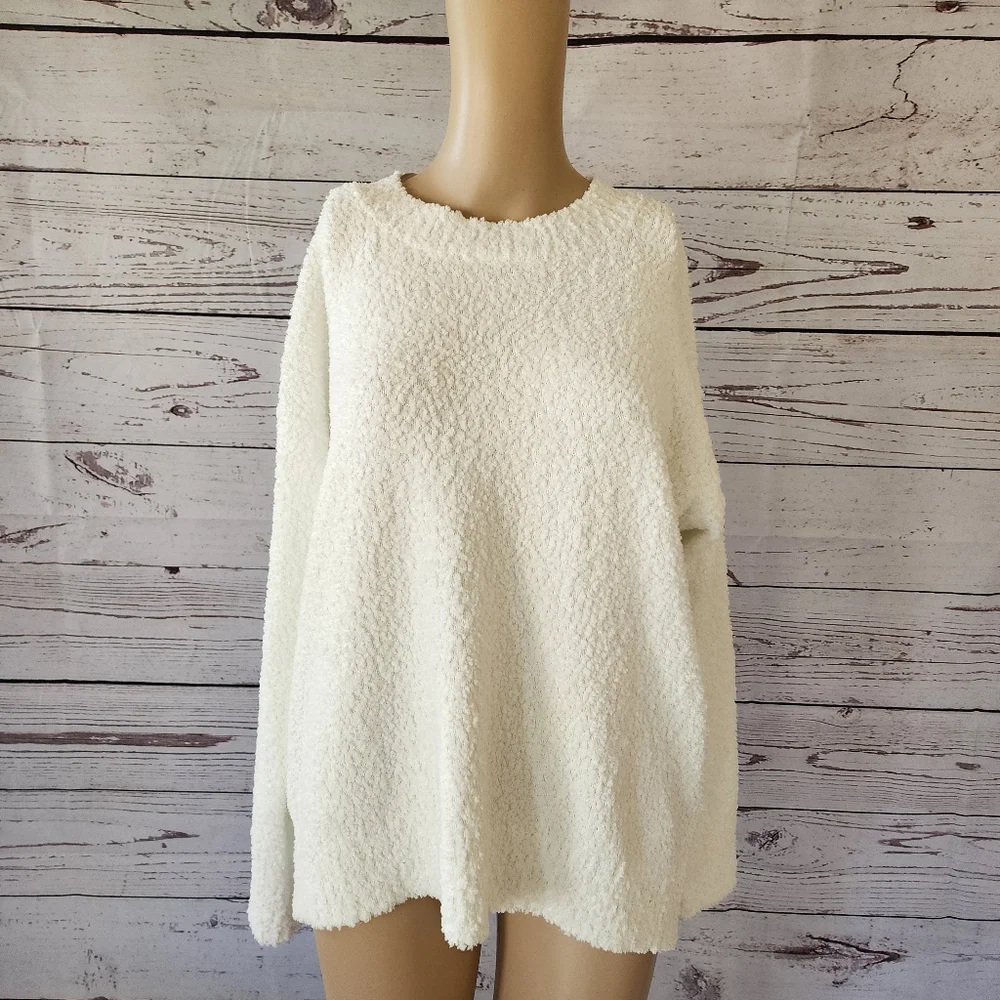 Sanctuary White Teddy Sweater Large NWT - Picture 1 of 5